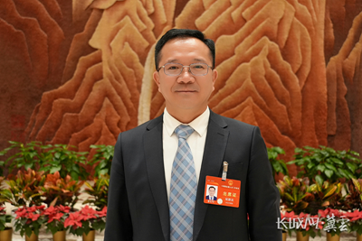 代表履責(zé)，兩會(huì)聲音｜中國樂凱黨委書記、董事長侯景濱履職盡責(zé)、建言獻(xiàn)策